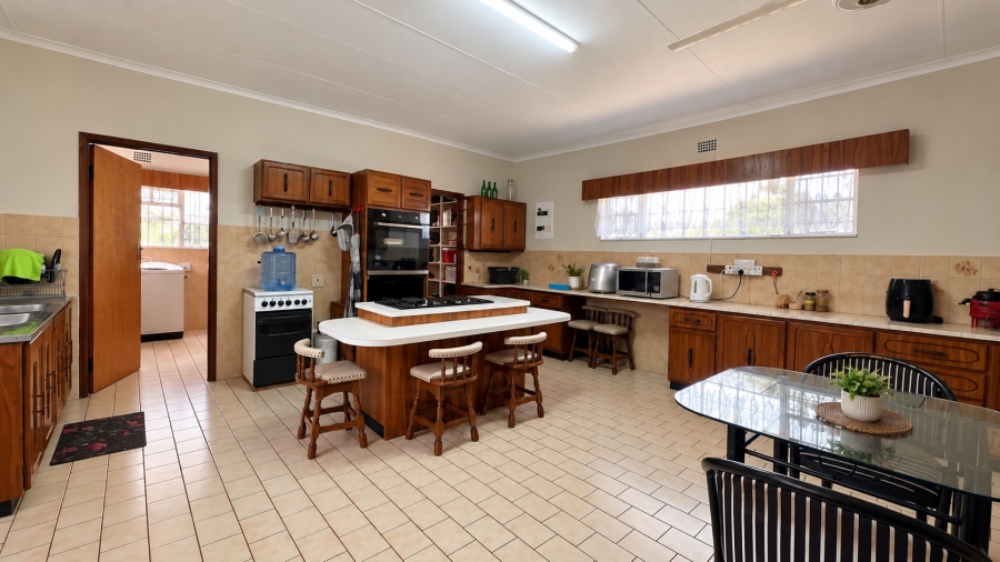 5 Bedroom Property for Sale in Vaalpark Free State